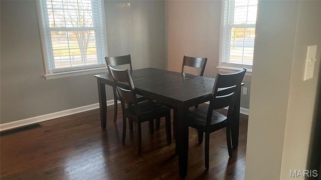 217 Creve Coeur Avenue, Manchester, MO 63011