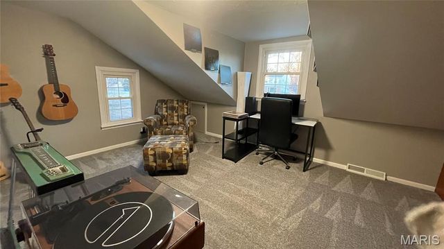 217 Creve Coeur Avenue, Manchester, MO 63011