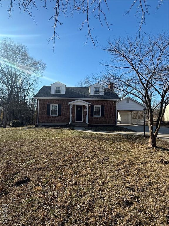 217 Creve Coeur Avenue, Manchester, MO 63011