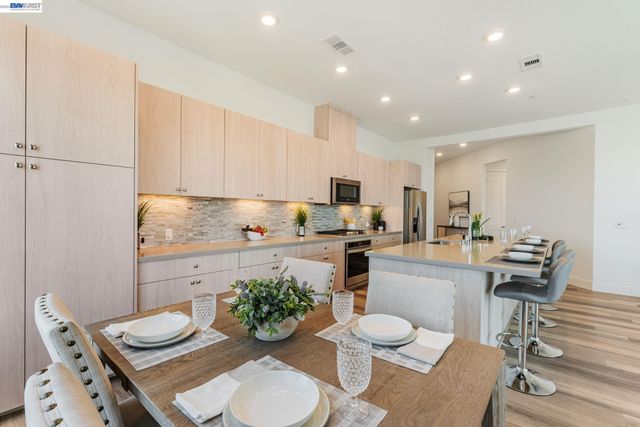 45128 Warm Springs Blvd 509, Fremont, CA 94539