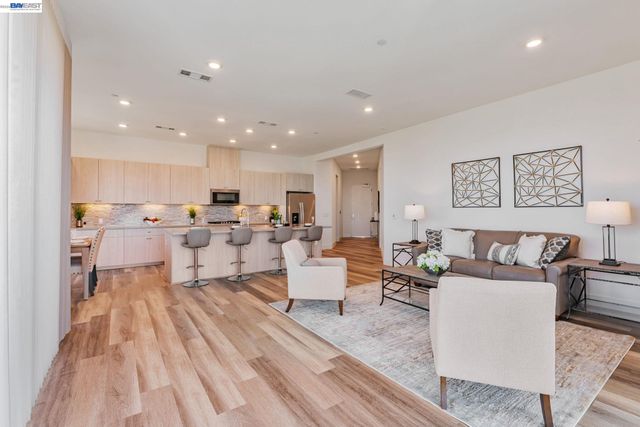 45128 Warm Springs Blvd 509, Fremont, CA 94539