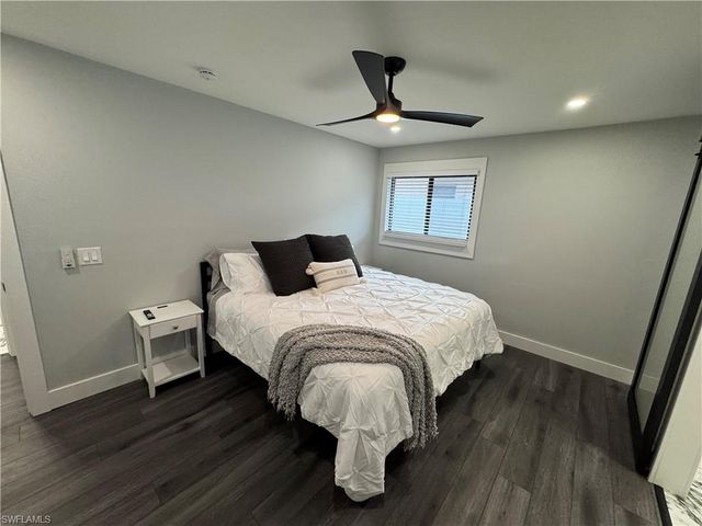 710 98th AVE N, Naples, FL 34108