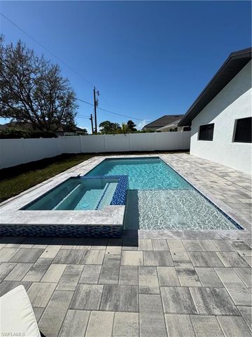 710 98th AVE N, Naples, FL 34108