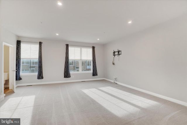 1164 ROSECROFT LN, York, PA 17403