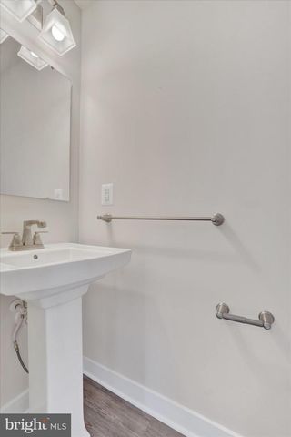 1164 ROSECROFT LN, York, PA 17403