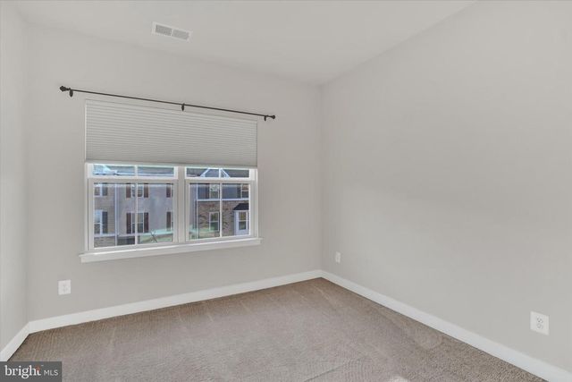 1164 ROSECROFT LN, York, PA 17403