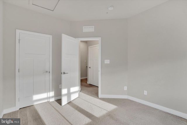 1164 ROSECROFT LN, York, PA 17403