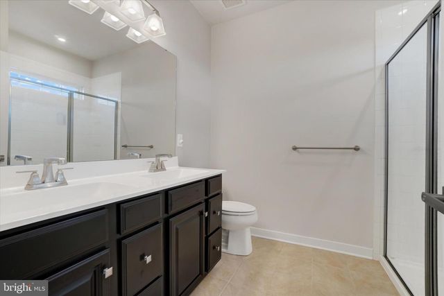 1164 ROSECROFT LN, York, PA 17403