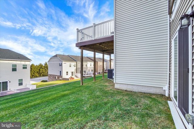 1164 ROSECROFT LN, York, PA 17403