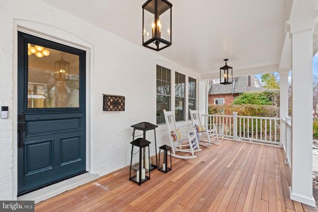 11 CEDAR ST, Alexandria, VA 22301