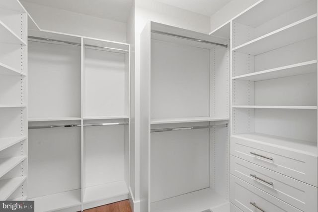 11 CEDAR ST, Alexandria, VA 22301