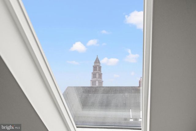 11 CEDAR ST, Alexandria, VA 22301