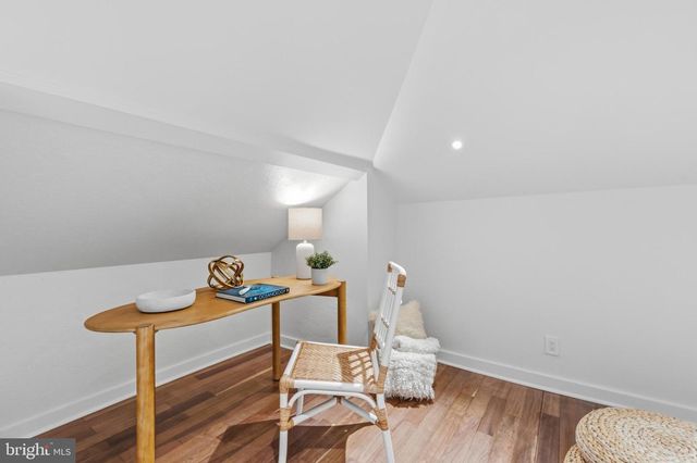 11 CEDAR ST, Alexandria, VA 22301