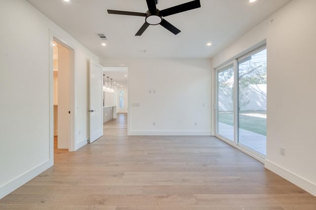 5700 LOUISE LN, Austin, TX 78757
