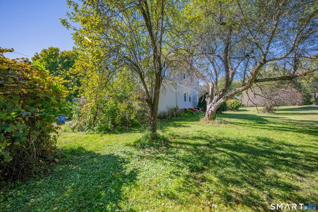1476 Poquonock Avenue, Windsor, CT 06095
