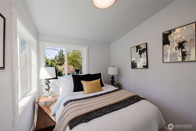 2124 15th Street, Bremerton, WA 98312
