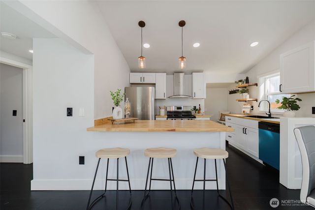 2124 15th Street, Bremerton, WA 98312