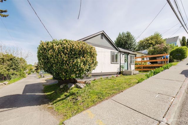 2124 15th Street, Bremerton, WA 98312