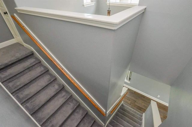 8755 Thistlemoor Lane, Houston, TX 77044