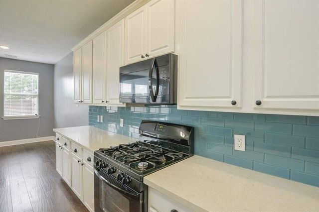 8755 Thistlemoor Lane, Houston, TX 77044