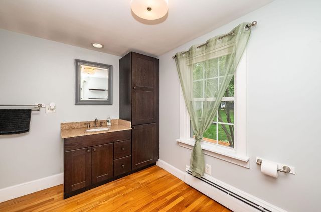 6 Howe Street, Rochester, NH 03867