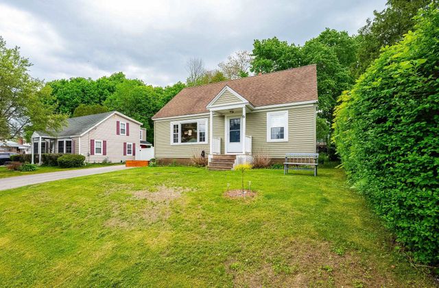 6 Howe Street, Rochester, NH 03867