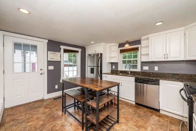 6 Howe Street, Rochester, NH 03867