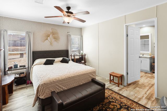 570 Pr 1523, Bandera, TX 78003