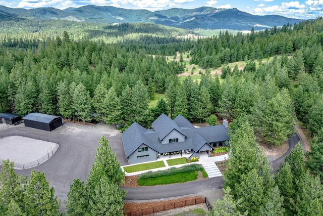 14815 S Starr Rd, Rockford, WA 99030