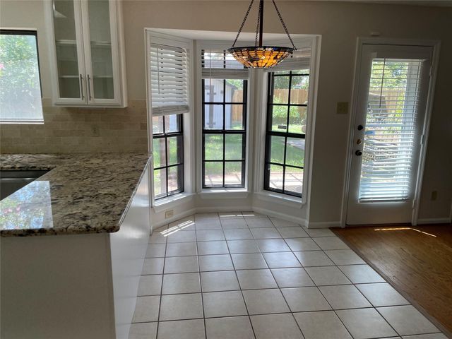 6810 Redwood Falls Drive, Pasadena, TX 77505