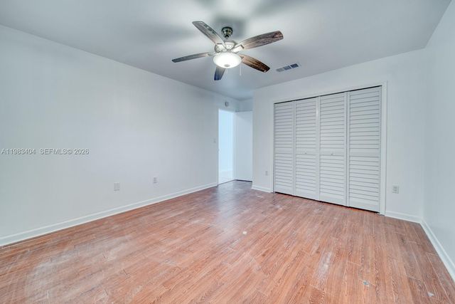 300 NE 143rd St 306, Miami, FL 33161