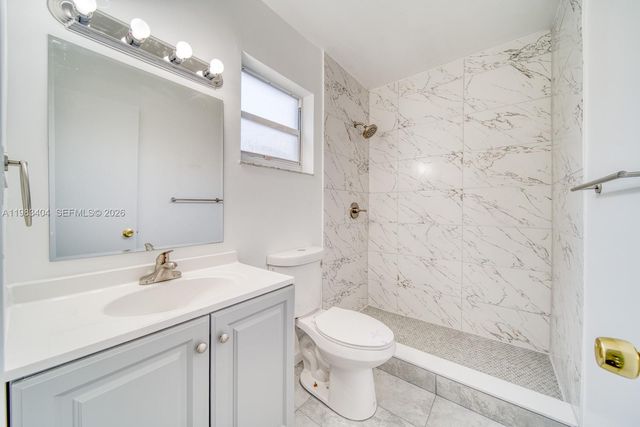 300 NE 143rd St 306, Miami, FL 33161