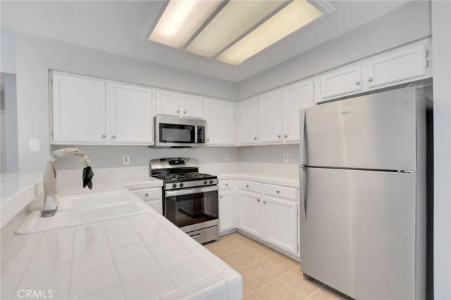 43009 Calle Jeminez, Temecula, CA 92592