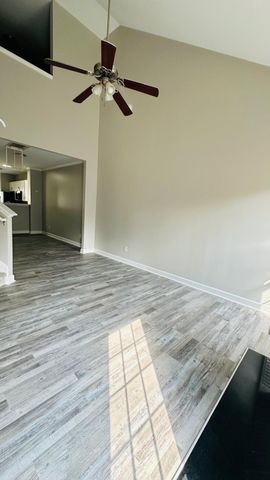 106 Northcrest Commons Cir, Nashville, TN 37211