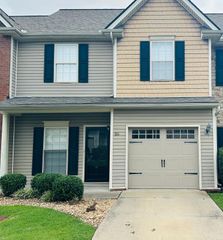 106 Northcrest Commons Cir, Nashville, TN 37211