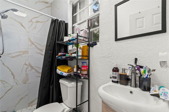 6200 SW 30 St, Miramar, FL 33023