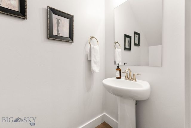 2142 Chipset Street, Bozeman, MT 59718