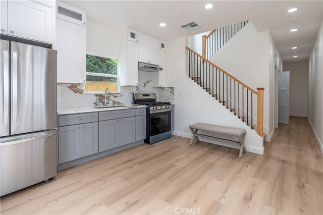 15596 Dawnson, Huntington Beach, CA 92647