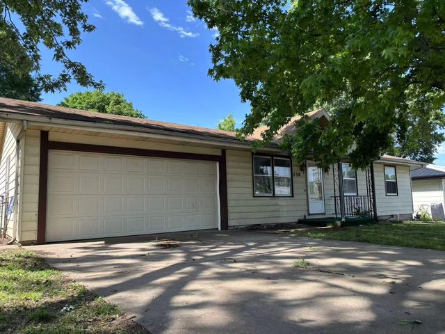 730 East Walnut Lawn Street, Springfield, MO 65807
