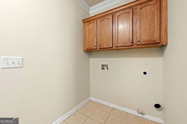 8949 Carroll Manor Drive, Atlanta, GA 30350