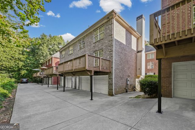 8949 Carroll Manor Drive, Atlanta, GA 30350