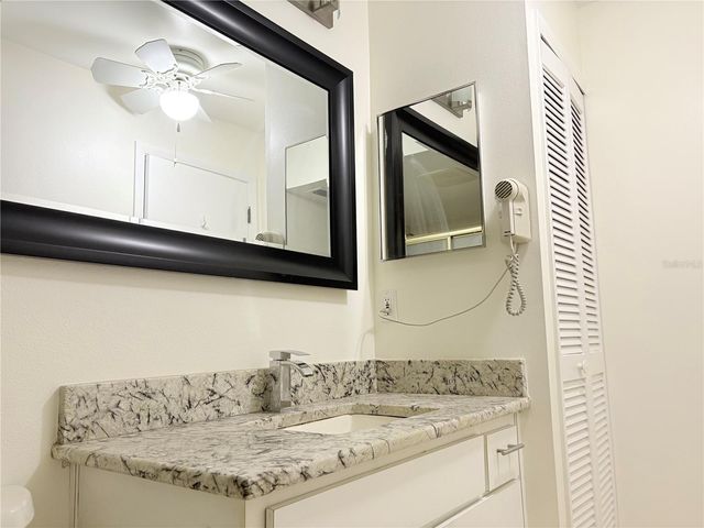 1 ESCONDIDO CIRCLE 170, Altamonte Springs, FL 32701