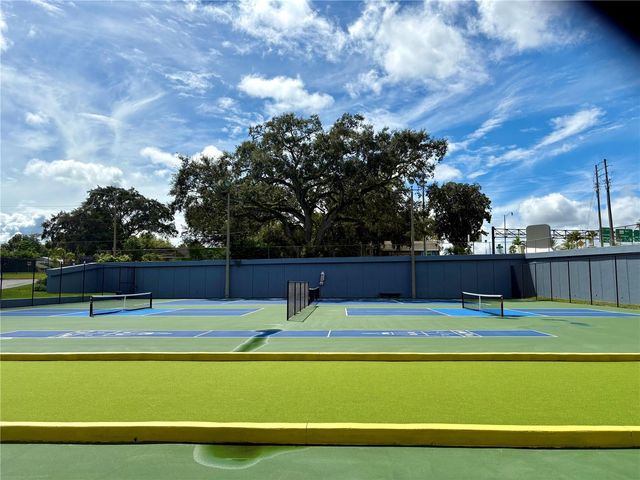 1 ESCONDIDO CIRCLE 170, Altamonte Springs, FL 32701