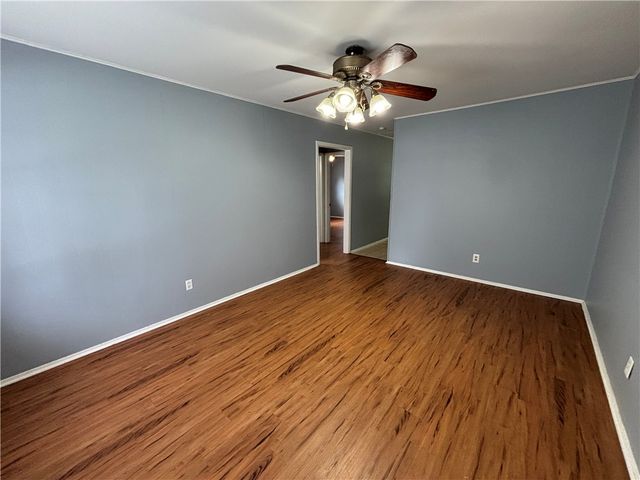 8831 Country Club Drive, Rogers, AR 72756