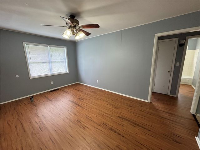 8831 Country Club Drive, Rogers, AR 72756