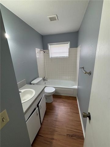 8831 Country Club Drive, Rogers, AR 72756
