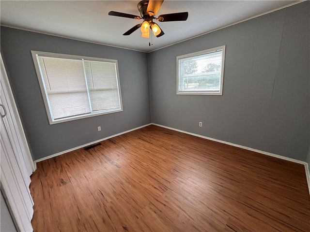 8831 Country Club Drive, Rogers, AR 72756