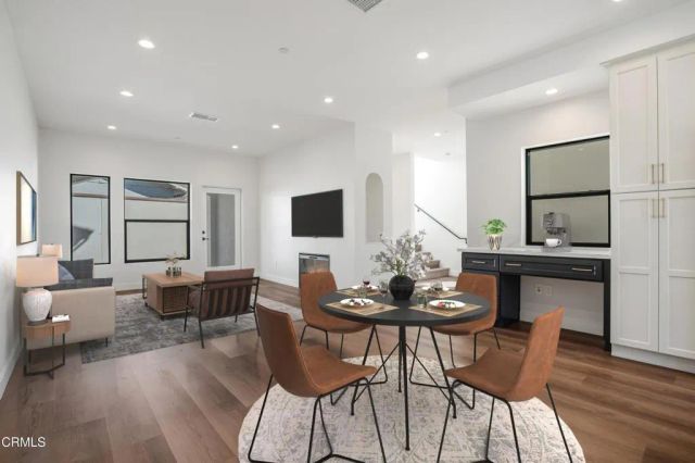 136 N Oakview Drive 101, Thousand Oaks, CA 91362