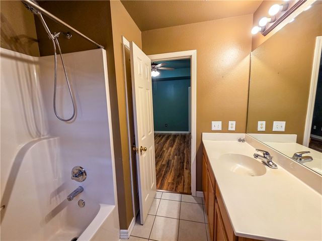 686 Richland Creek Avenue, Elkins, AR 72727