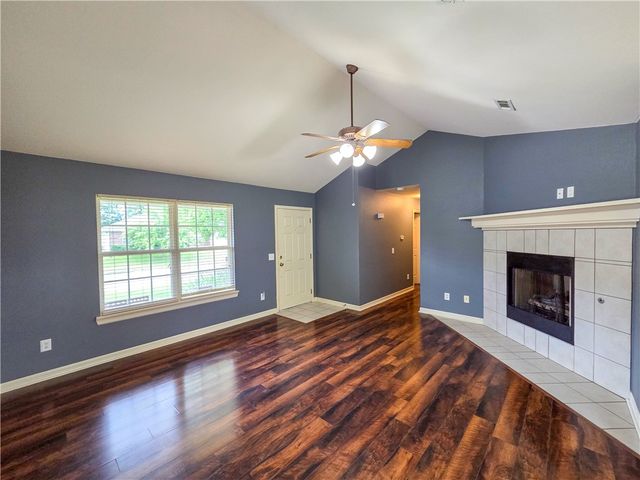 686 Richland Creek Avenue, Elkins, AR 72727